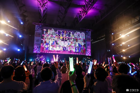 【VTuber Fes Japan 2023・イベントレポート】
AZKi、HIMEHINA、富士葵、緑仙など
総勢45名の人気VTuberが4時間超の怒涛コラボ！
4年ぶりの声出しOKで異次元の盛り上がりに