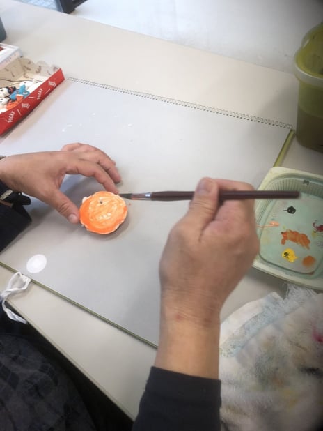 ９月１０月はハロウィンブローチ作成
