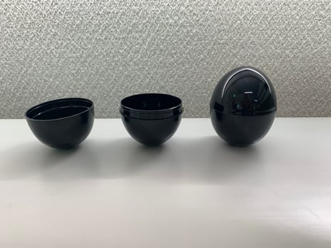 タマゴ　黒